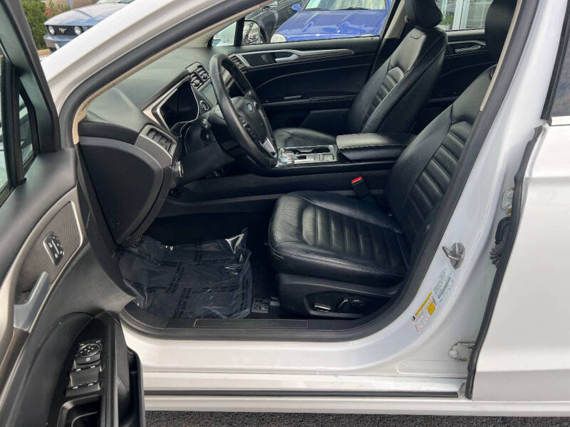 2018 Ford Fusion Hybrid SE