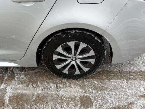 2020 Toyota Corolla Hybrid LE