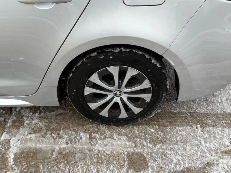 2020 Toyota Corolla Hybrid LE