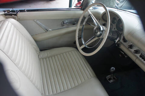 1957 Ford Thunderbird