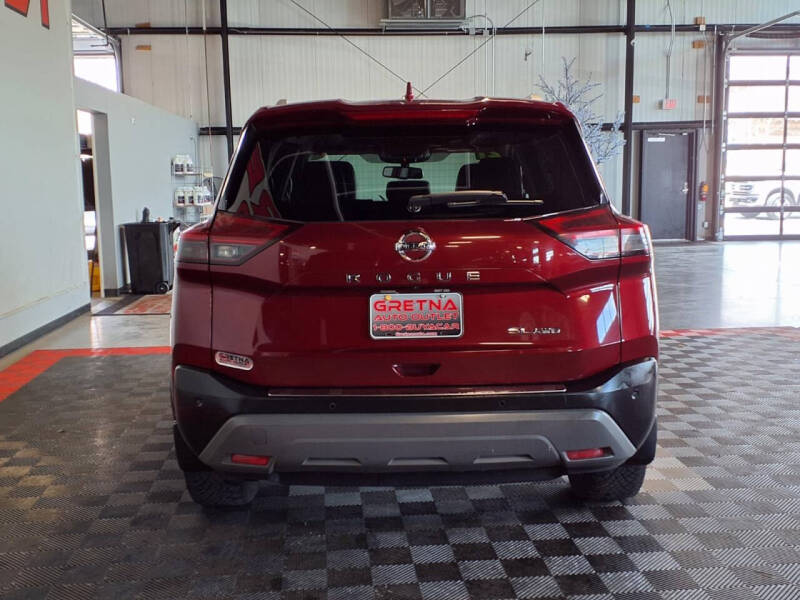 2021 Nissan Rogue SL
