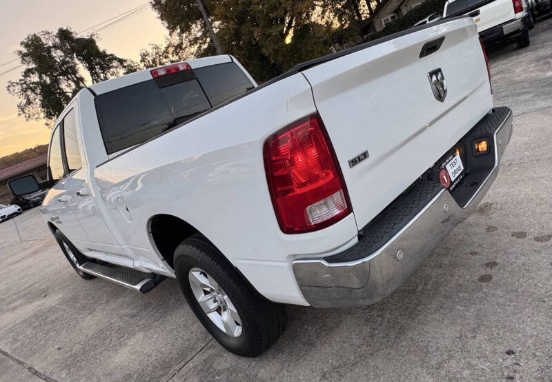 2016 RAM 1500 SLT