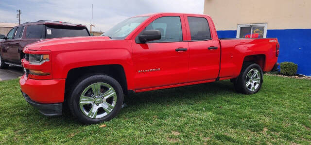 2017 Chevrolet Silverado 1500 for sale at URIEL's AUTOMOTIVE LLC in Middletown, OH