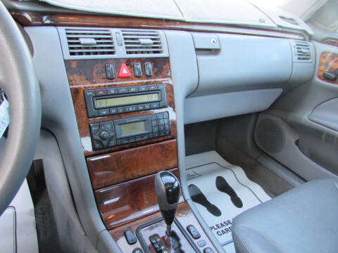2001 Mercedes-Benz E-Class E 320