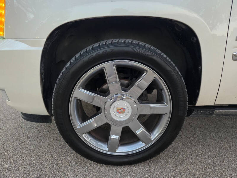 2013 Cadillac Escalade ESV Luxury