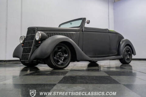 1935 Ford Cabriolet