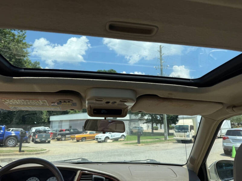 2002 Nissan Pathfinder LE