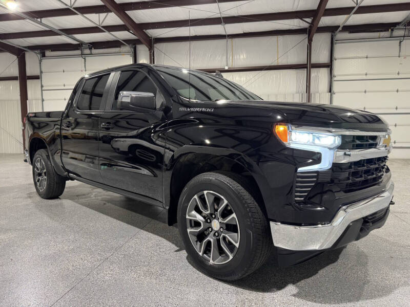 2023 Chevrolet Silverado 1500 LT's photo