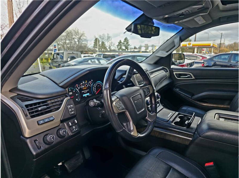 2018 GMC Yukon XL Denali