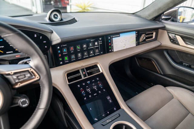 2021 Porsche Taycan 23