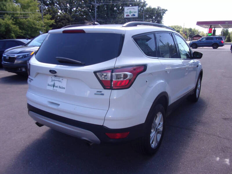 2018 Ford Escape SE