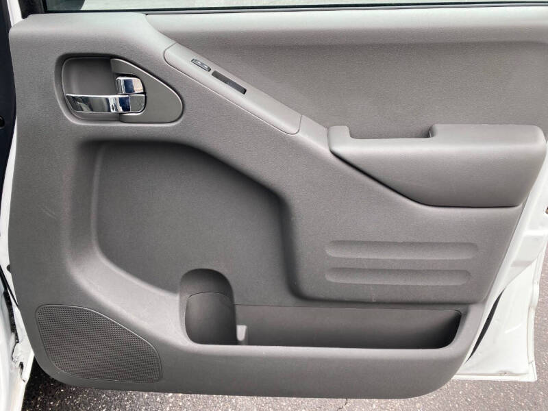 2016 Nissan Frontier SV