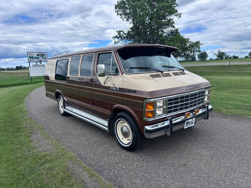 1984 Dodge Ram Van