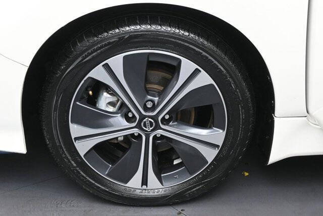 2021 Nissan LEAF SL PLUS