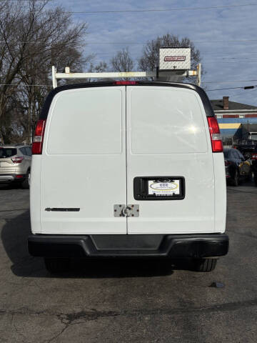 2019 Chevrolet Express 2500