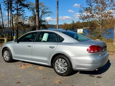 2014 Volkswagen Passat 1.8T S