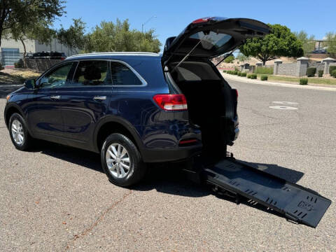 2016 Kia Sorento LX