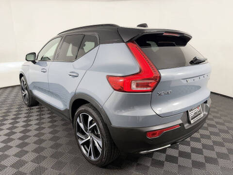 2020 Volvo XC40 T5 R-Design