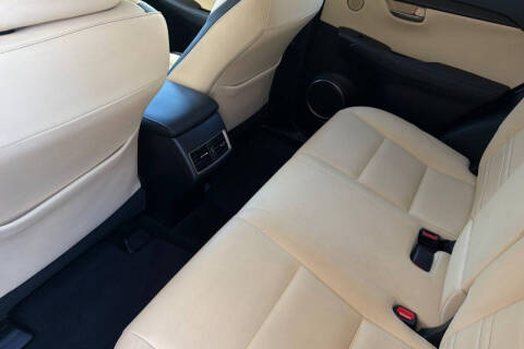 2017 Lexus NX 200t
