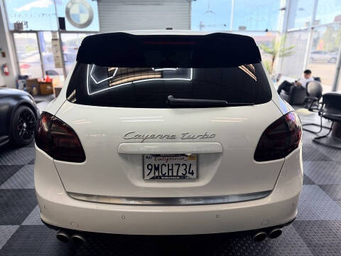 2012 Porsche Cayenne Turbo