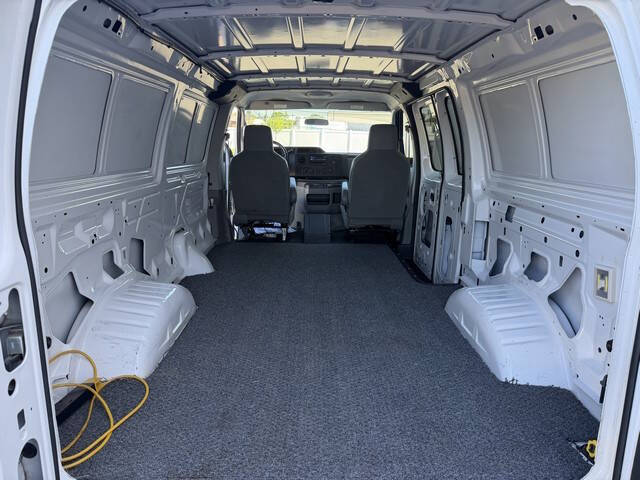 2011 Ford E-Series E-250