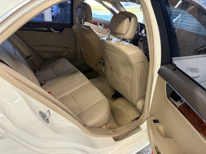 2011 Mercedes-Benz C-Class C 300 Sport