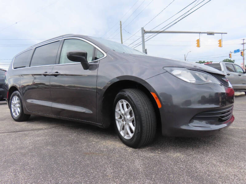 2020 Chrysler Voyager LXi