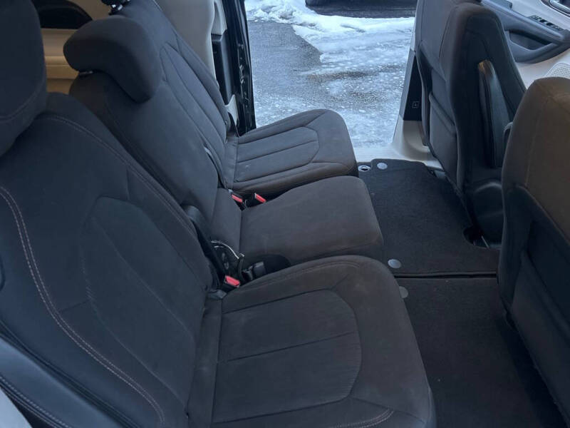 2017 Chrysler Pacifica Touring