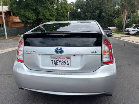 2013 Toyota Prius Two