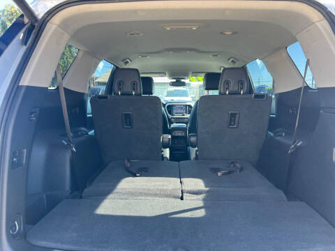 2019 GMC Acadia SLT-1