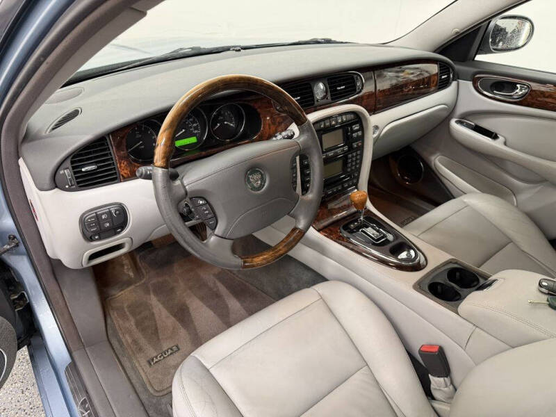 2004 Jaguar XJ-Series XJ8