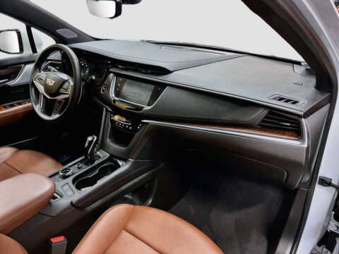 2025 Cadillac XT5 Sport