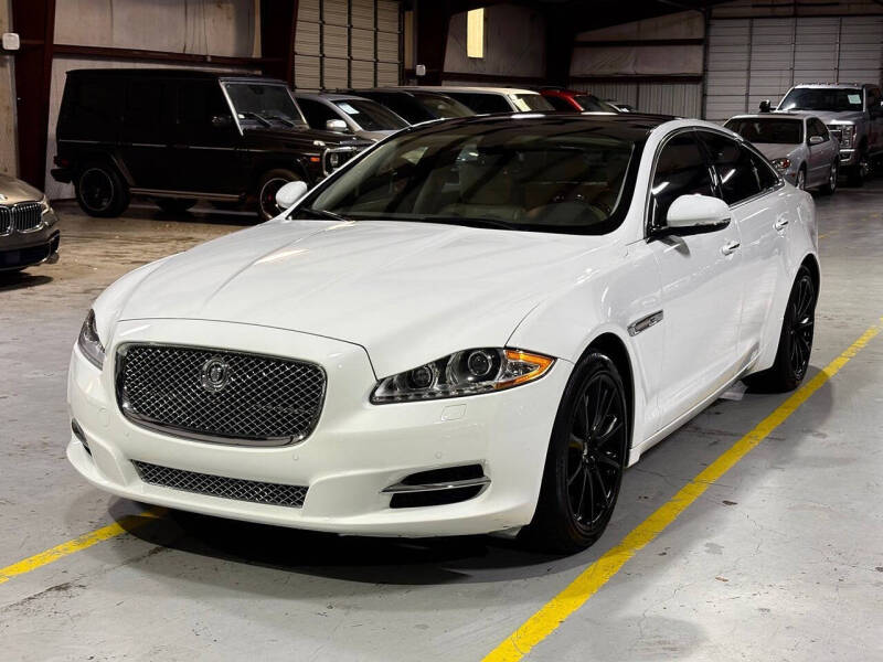 2012 Jaguar XJ