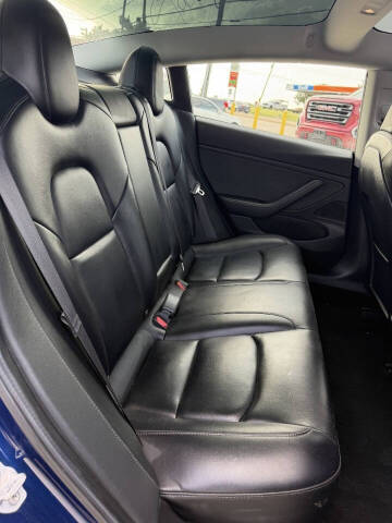 2019 Tesla Model 3 Mid Range
