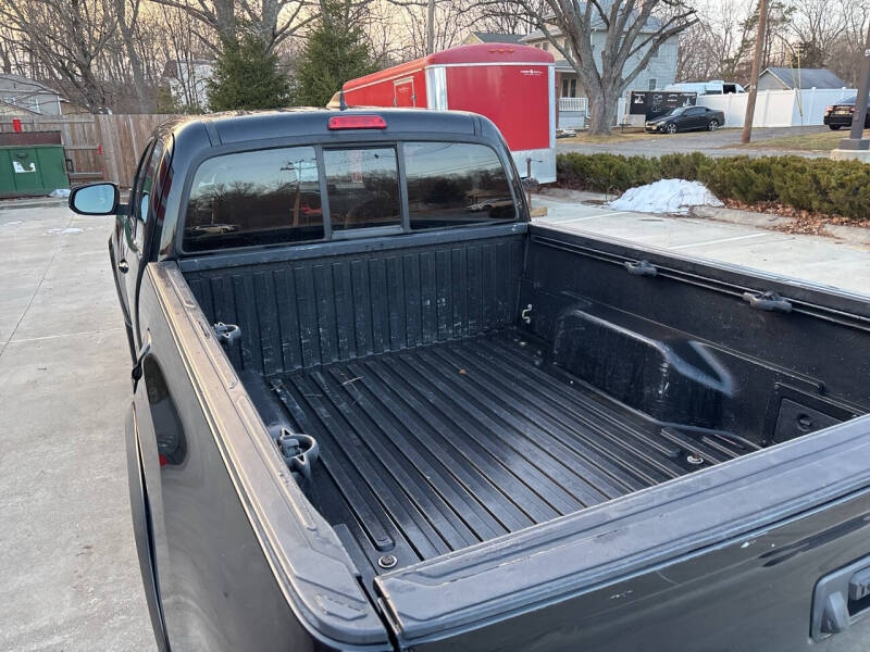2016 Toyota Tacoma SR5