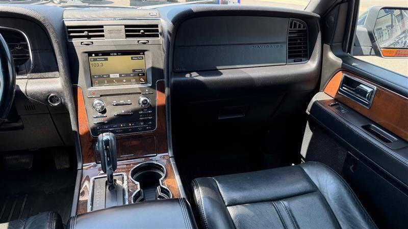 2016 Lincoln Navigator L Select