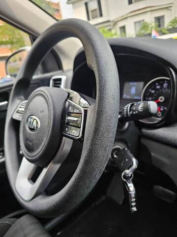 2022 Kia Sportage LX