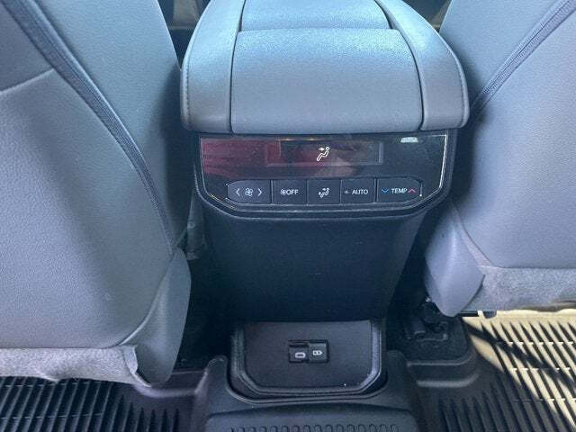 2023 Toyota Highlander 22