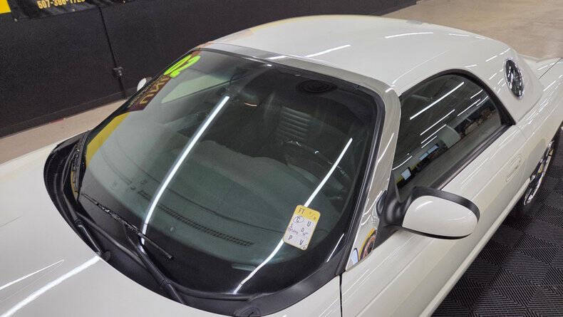 2002 Ford Thunderbird Deluxe