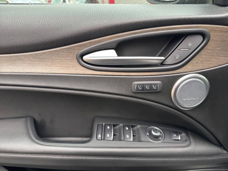 2018 Alfa Romeo Stelvio Ti