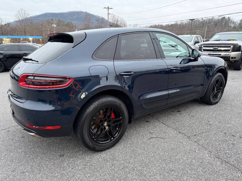 2017 Porsche Macan