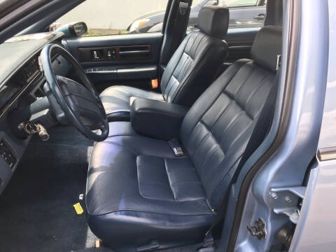 1992 Oldsmobile Custom Cruiser