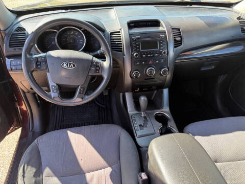 2012 Kia Sorento LX