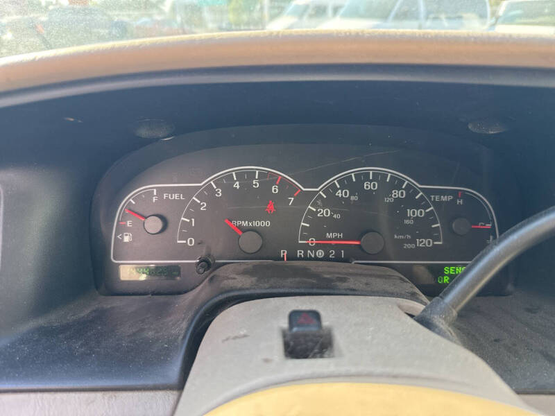 2003 Ford Windstar SE