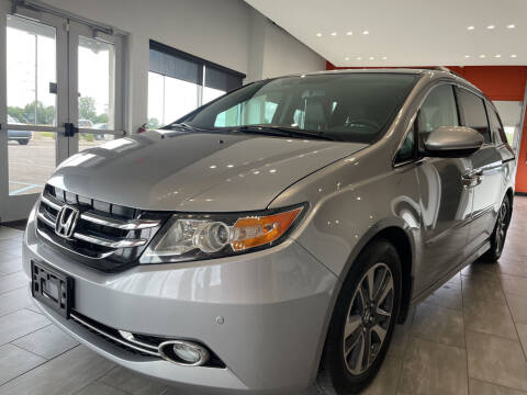 2016 Honda Odyssey for sale at Evolution Autos in Whiteland IN