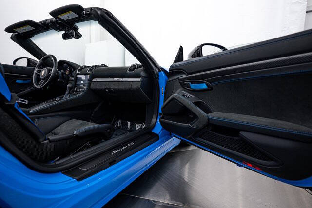 2024 Porsche 718 Boxster Spyder RS