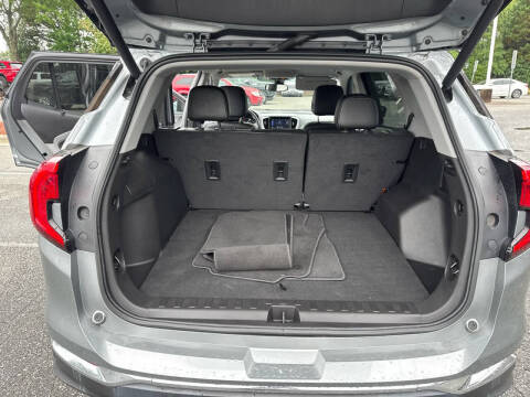 2023 GMC Terrain SLT
