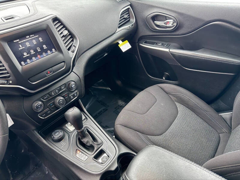 2020 Jeep Cherokee Latitude