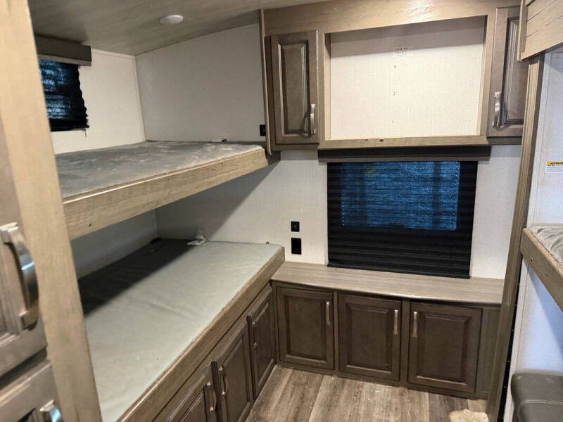 2021 Keystone RV COUGAR M34