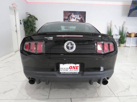 2011 Ford Mustang V6